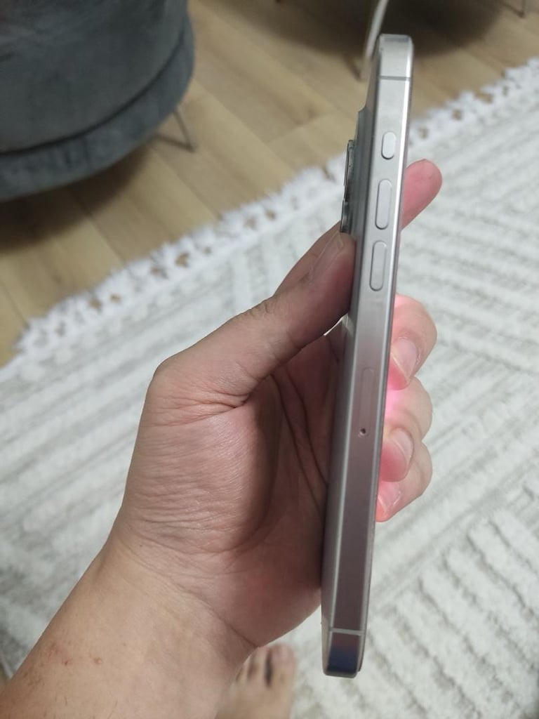 IPHONE 15 pro max - 4