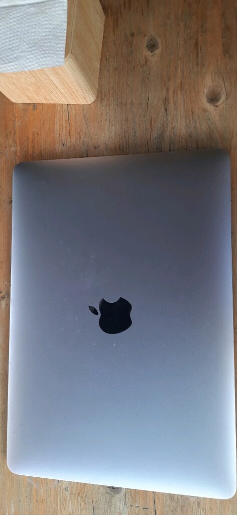 MacBook - 3