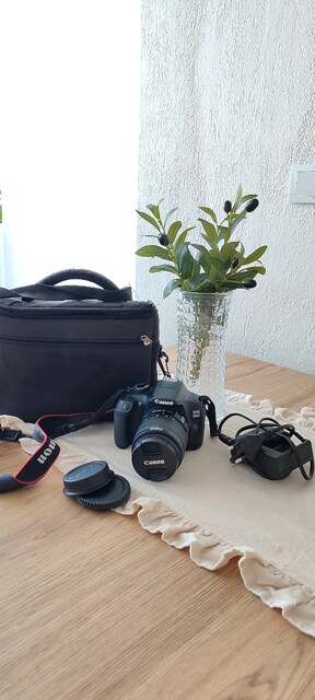 Canon EOS 1300D + 18-55 Lens | Çok Temiz | Acil Satılık | Pazarlık Var