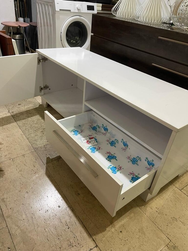 Eve teslim Tv Ünitesi 136 cm - 4