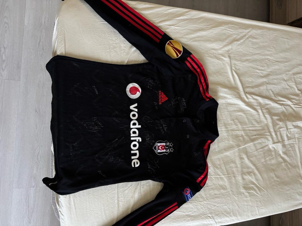 İmzali Orjinal Beşiktaş forması - 3