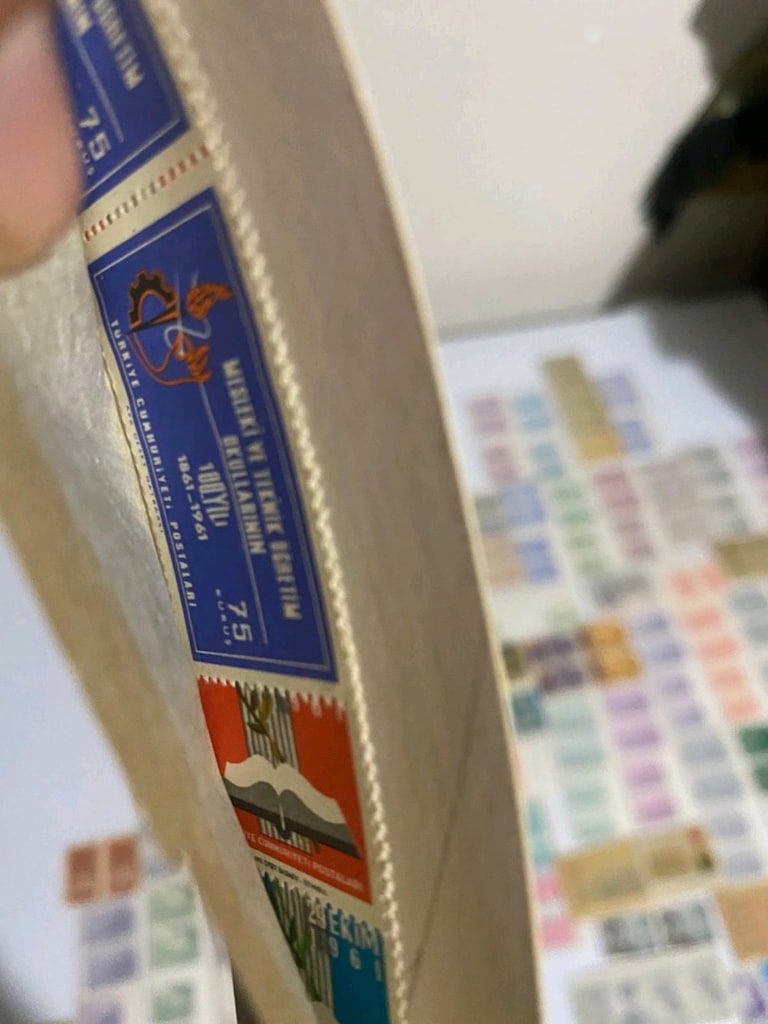 Mükemmel bir şekilde korunmuş Yıpranmış Pul Koleksiyonu - 16