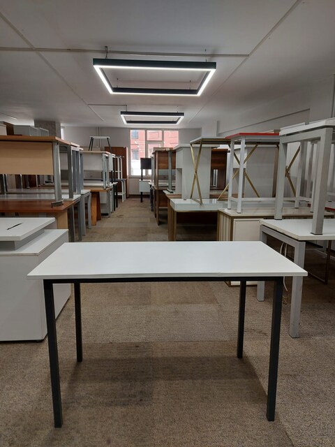 KLAS OFİS ÜSKÜDAR 60X120 STANDART ÇALIŞMA MASASI