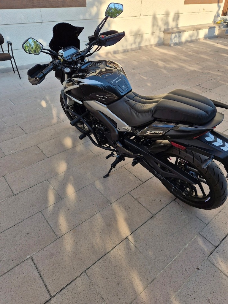 4444 KM DE 2023 MODEL DOMİNAR 250 - 5