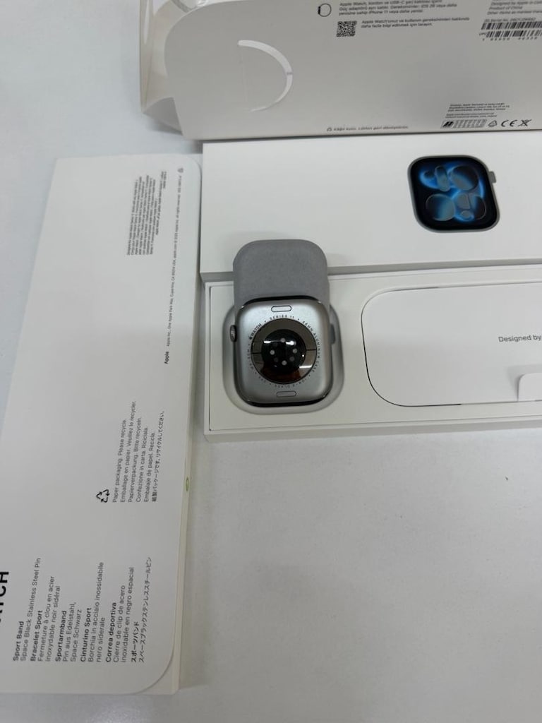 Apple Watch Series 11 GPS 46 mm Uzay Grisi - 2