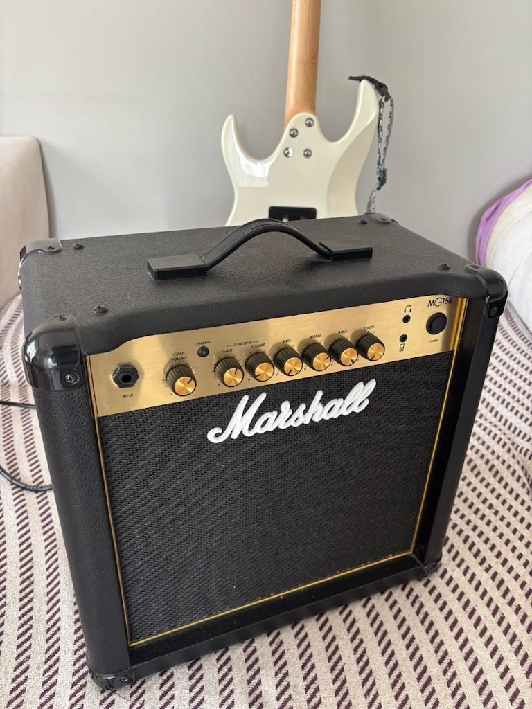 İBANEZ GRX20 ELEKTRO GİTAR+ MARSHALL MG15r AMFİ - 7