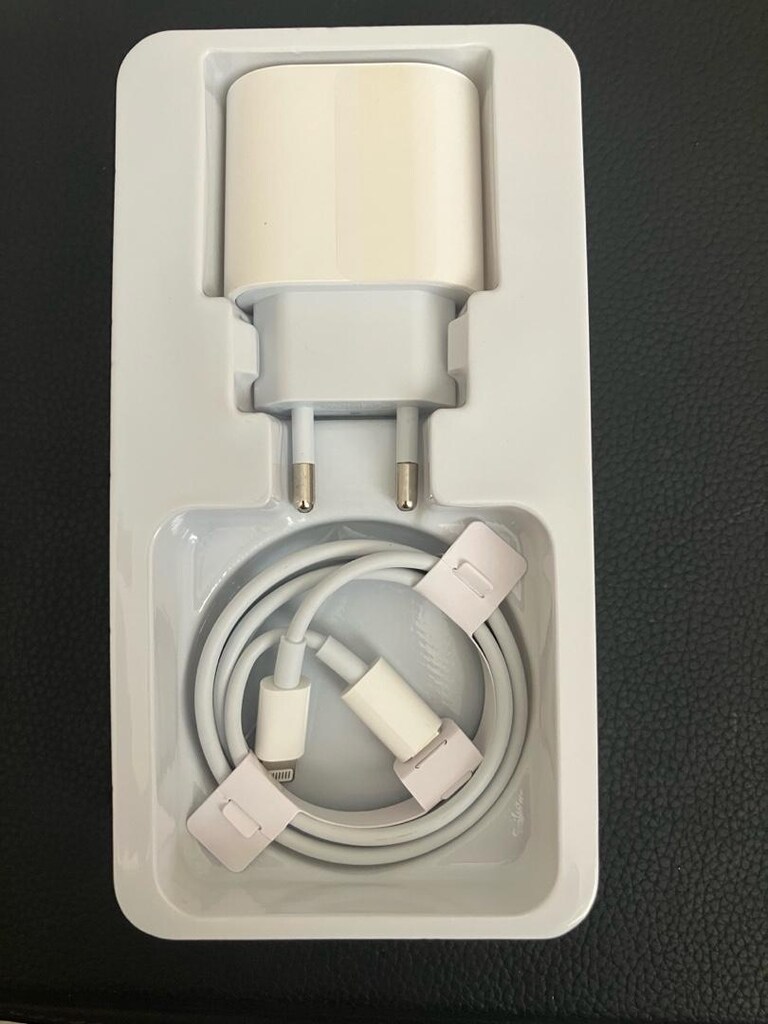 İPHONE ŞARJ ADAPTÖRÜ VE KABLOSU - 3
