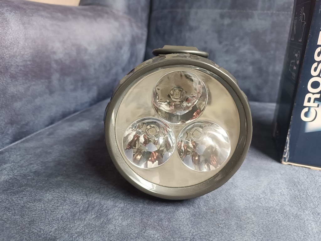 Osram Crosser 3 LED'li XL El Feneri (Siyah) - 4