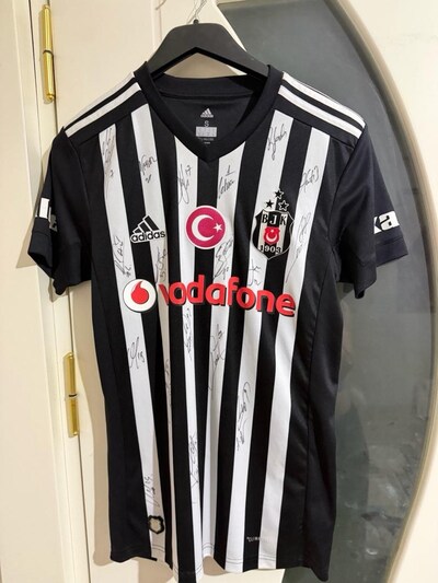 Beşiktaş forması