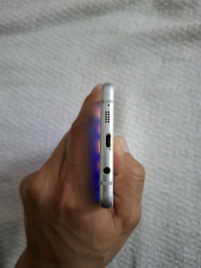 Samsung A7 2016 - 3