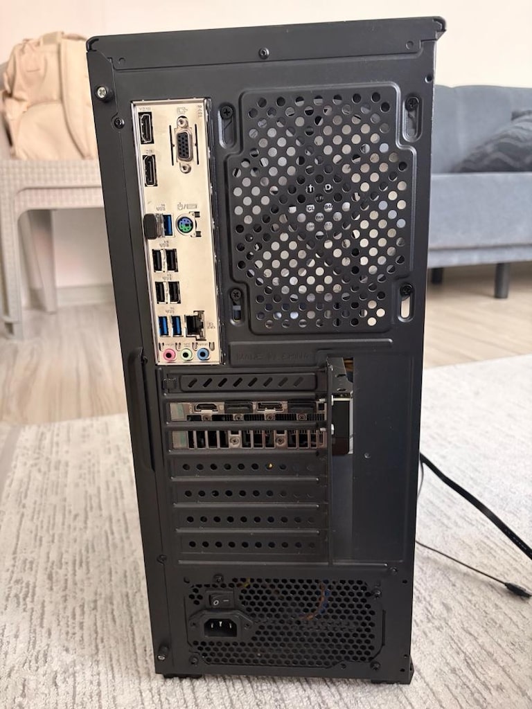 RTX 4060Ti 8 GB/ Ryzen 5 7600/ 32 GB DDR5 6000 Mhz Gaming PC - 6