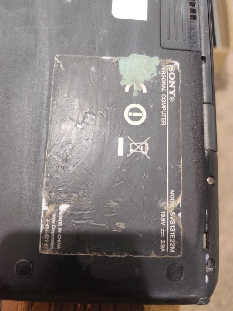Sony i5 Leptop - 8