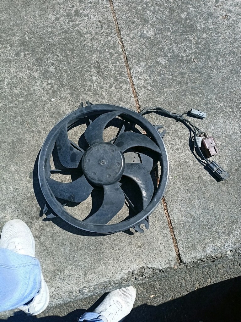 sitroen.C5fan motoru - 9