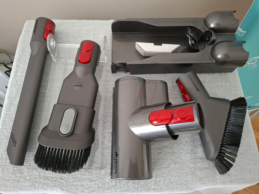 Dyson v10 Dik Süpürge - 2