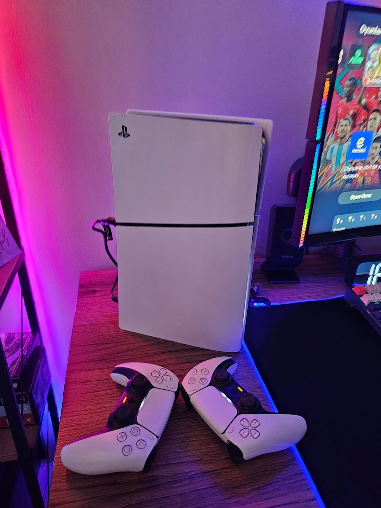 PS5 SLIM 1TB | 2 ORİJİNAL DUALSENSE | 12.70 SÜRÜM - 4