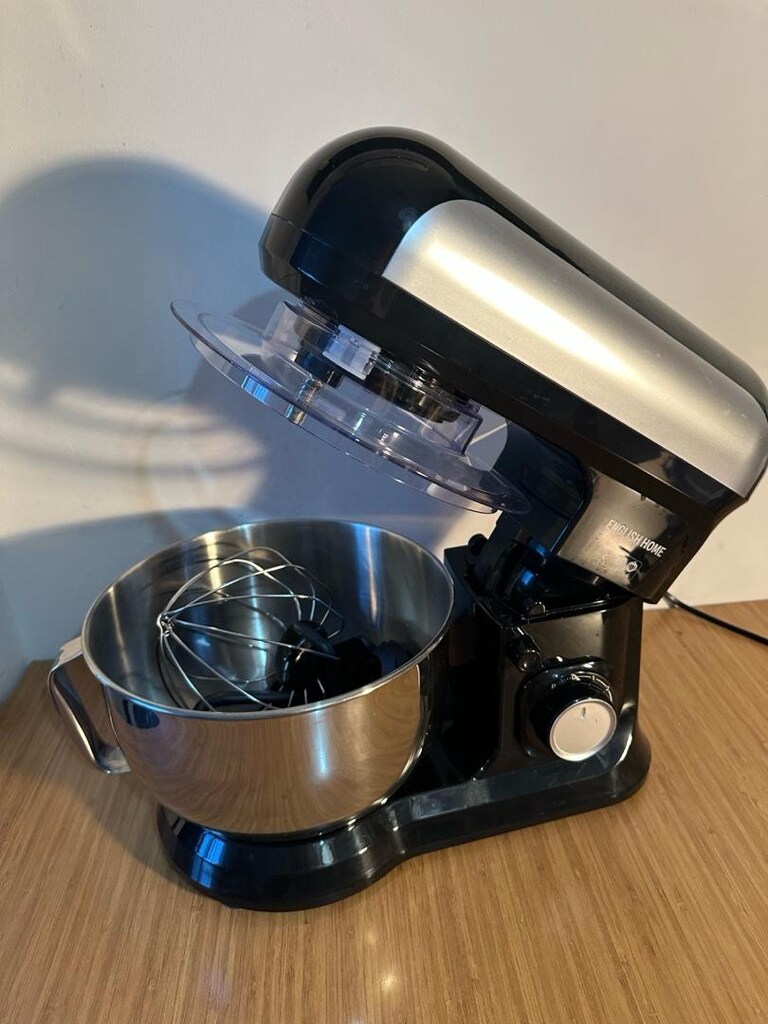 HAMUR YOĞURMA MAKİNESİ 5,5 litre 1500 watt