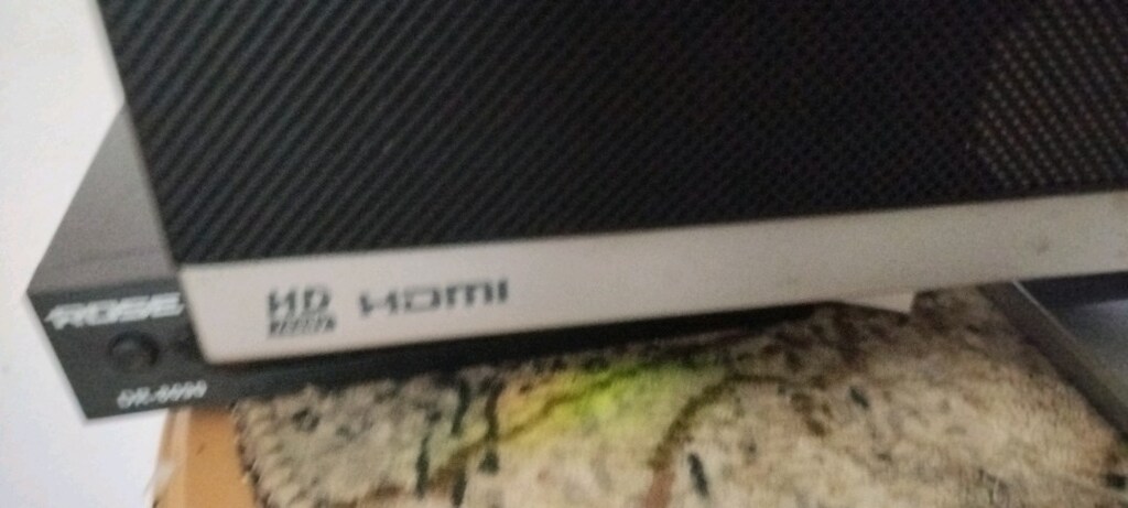 Arçelik 82 ekran TV - 3