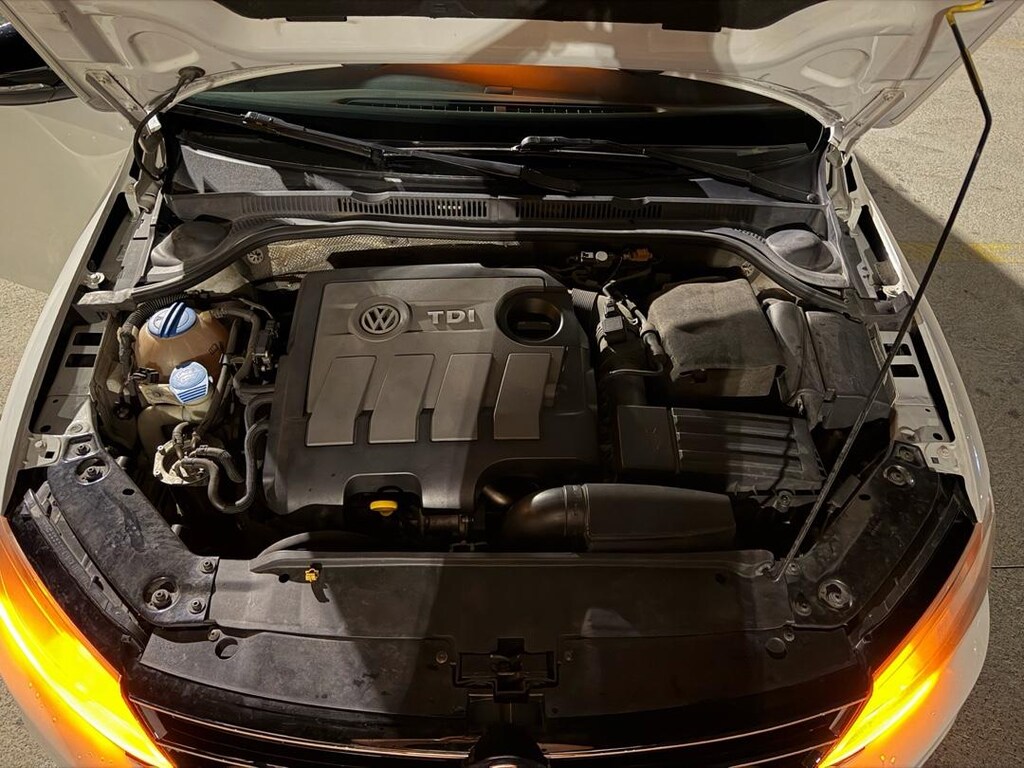 2015 MODEL OTOMATİK ÇOK TEMİZ FULL BAKIMLI AİLE ARACI - 5