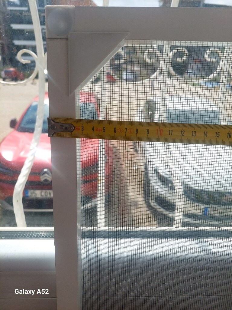 Menteşeli Yırtılmaz Cam Sineklik - 3