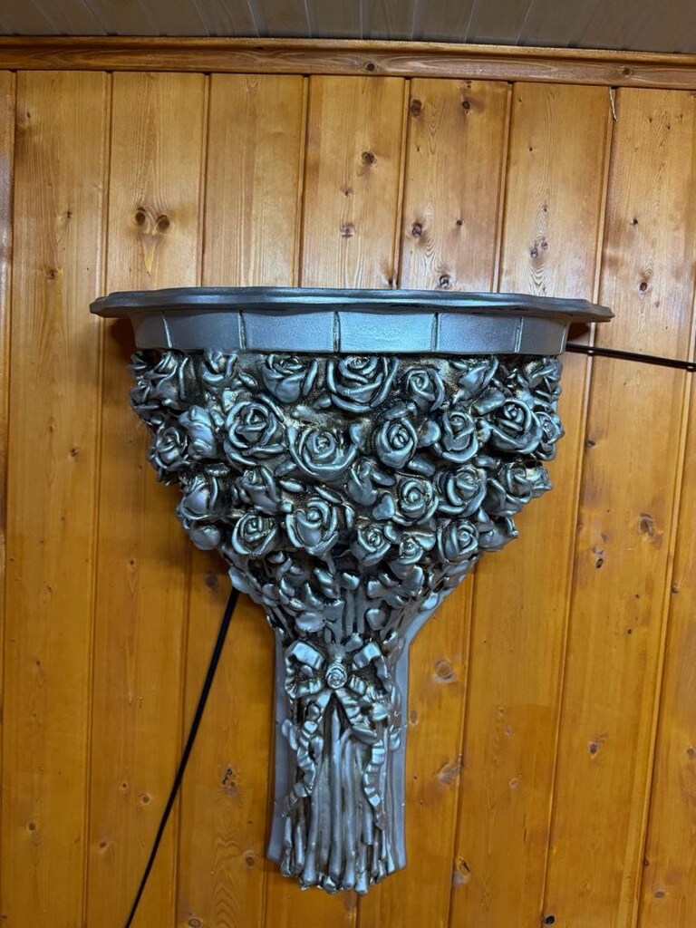 Gümüş/Platin Renk Güllü Duvar Dresuarı - 6