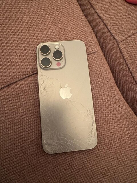 iphone 15 pro max yd
