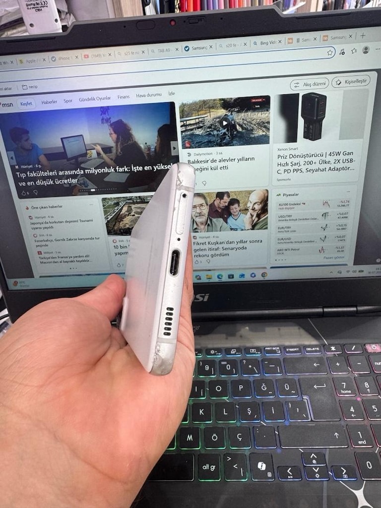 SAMSUNG S21 FE - 6