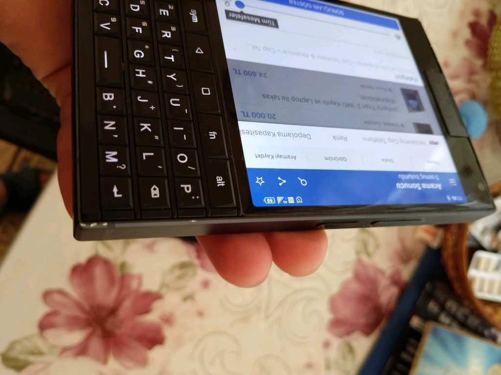 unihertz titan 2 klavyeli android cihaz - 4