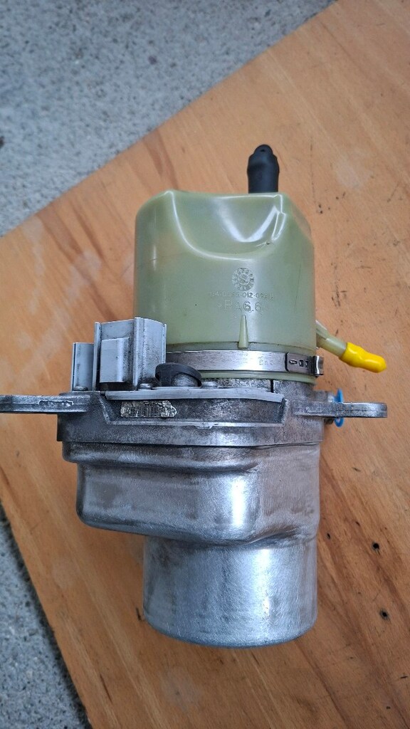 VOLVO S40 V50 C30 Elektrikli Direksiyon Pompası Orginal parç 2005-2007 - 8