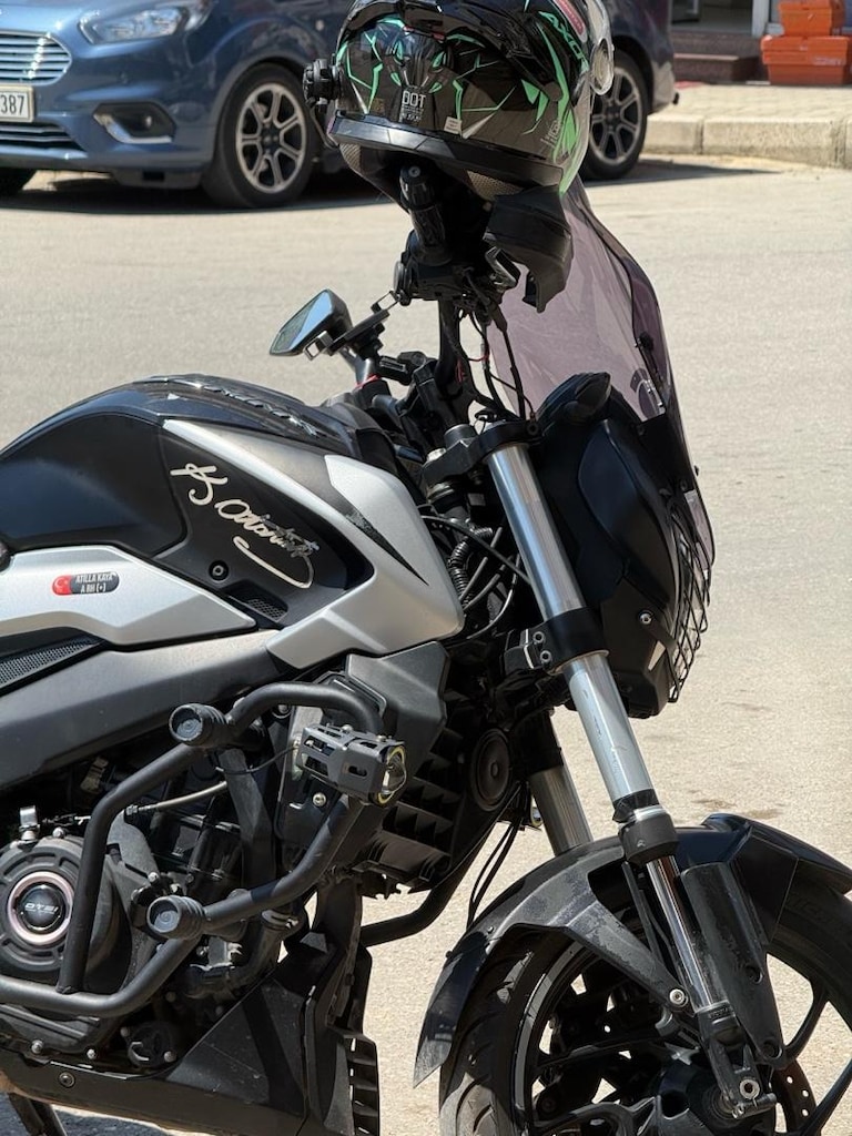 bajaj Dominar 250 D - 5