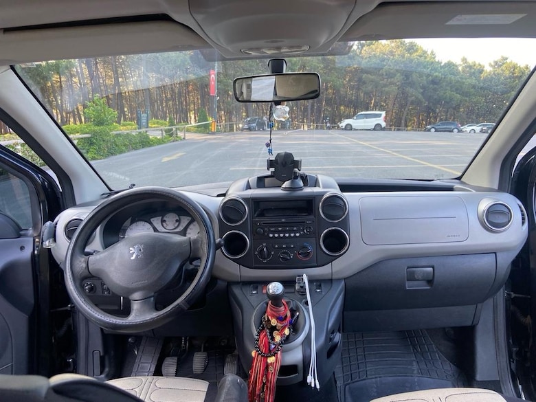 Bakımlı 1.6 HDI premium partner tepe - 9