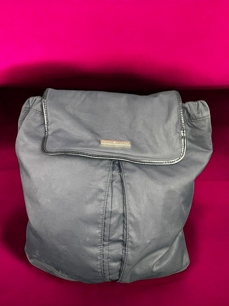 Tommy Sırt Çantası Kullanışlı ve Dayanıklı (071)