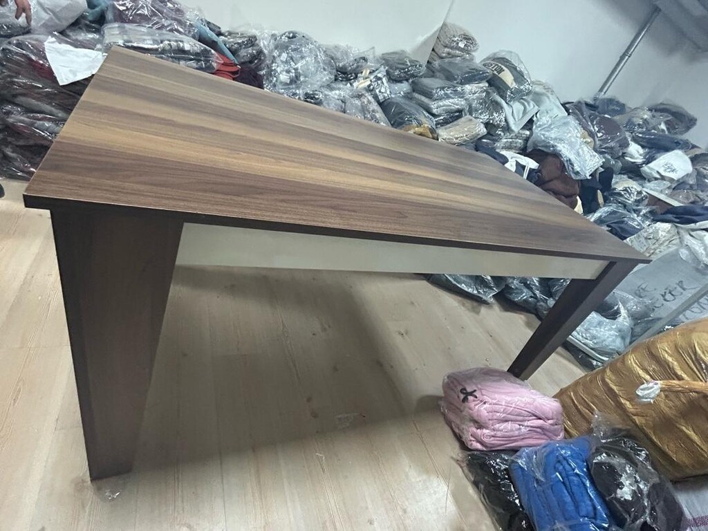 SIFIR HİÇ KULLANILMADI İKİ ADET 90x160 MASA - 3