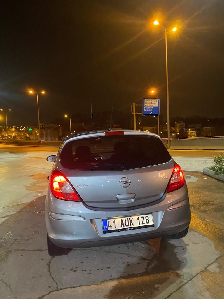 Opel corsa - 2