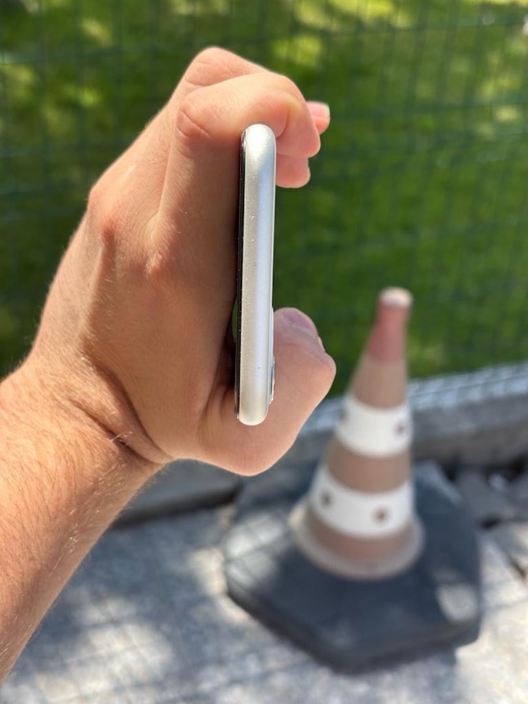 128 GB İPHONE 11 TERTEMİZ SIFIR AYARINDA - 5