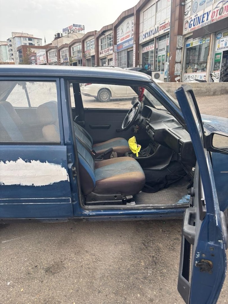 90 model Şahin kap döşemeleri sıfır motoru güzeldir - 5