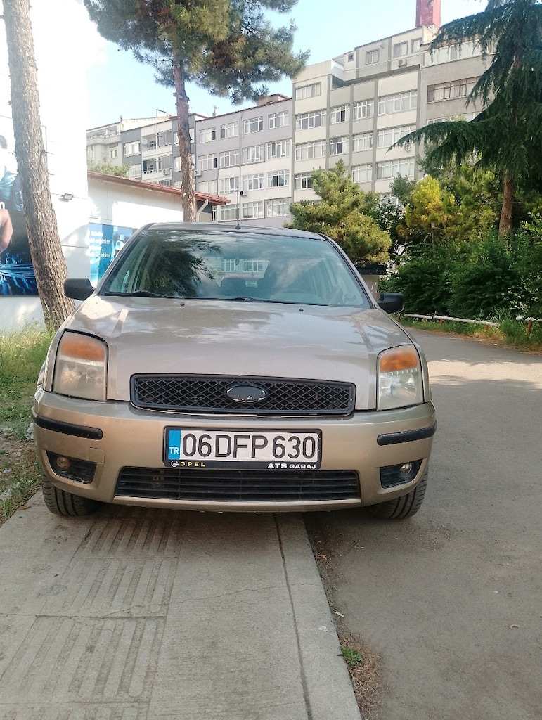 Ford FUSION
