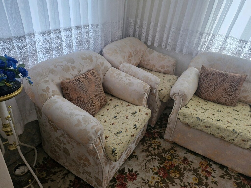 Uzun L koltuk ve iki tekli koltuk (az kullanılmış) - 3