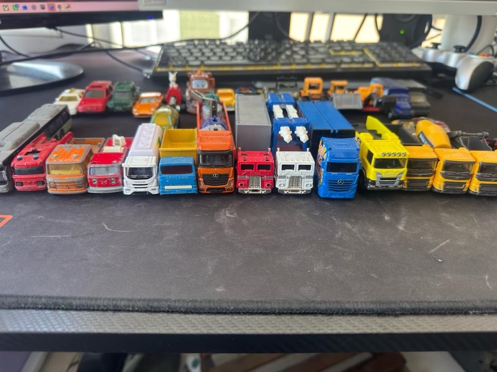 hot wheels koleksiyonum satılıktır tek tek veya toplu fiyat sorunuz - 5