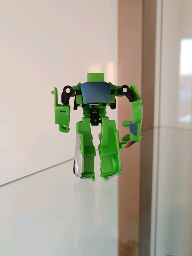Transformers HFTD Tuner Skids Figür - 4
