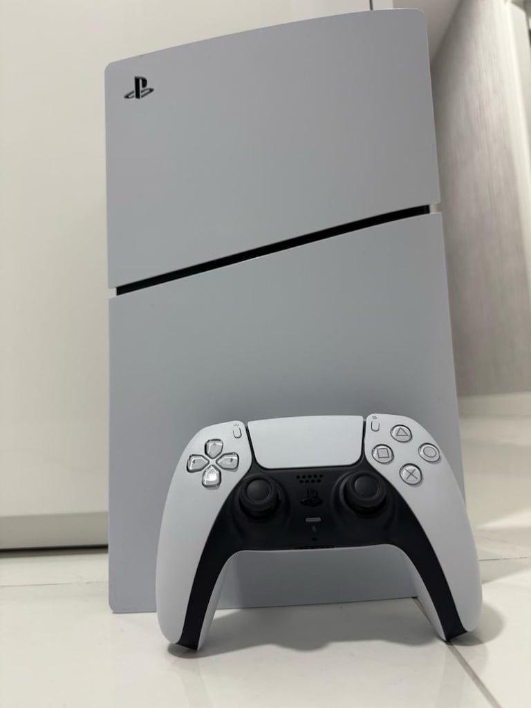 PS5 Slim Digital - 3