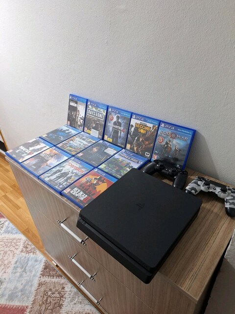 playstation 4 slim 1tb