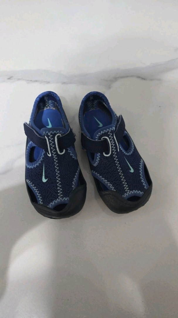 Nike sandalet