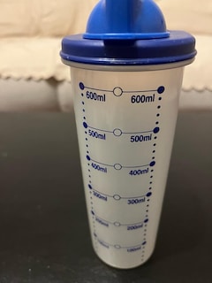 TUPPERWARE Mavi kapaklı Shaker - 2