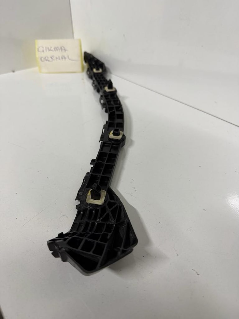 corolla sol arka tampon braketi 13-15 çıkma orjinal 5257602120 - 2