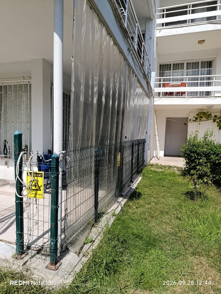 Metal Bahçe Çiti ve Kapısı (Direkler ve Yedek Dahil) 11,5 m - 4