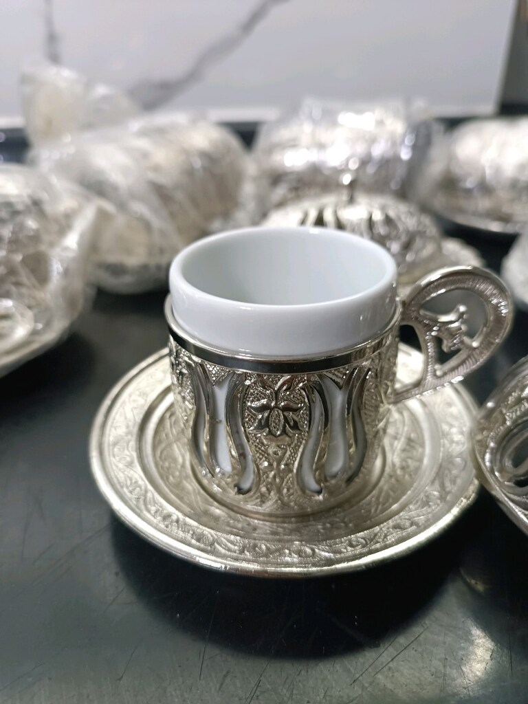Osmanlı fincan takımı yanında bir adet sunumluk mevcut - 8
