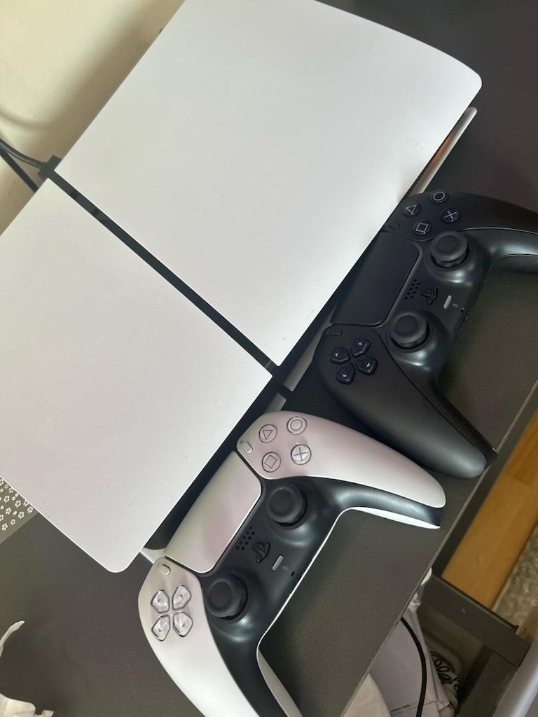 yeni garantili Sony Playstation 5 - 3