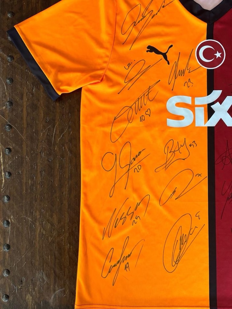 Galatasaray 2024-25 Sezonu Orijinal 19 İmzalı Forma - 2