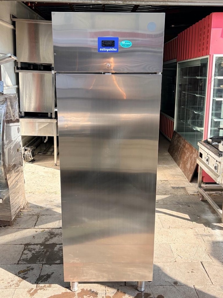 Öztiryakiler Tek Kapılı Dik Tip Depo Tipi Buzdolabı /Endüstriyel Dolap - 3