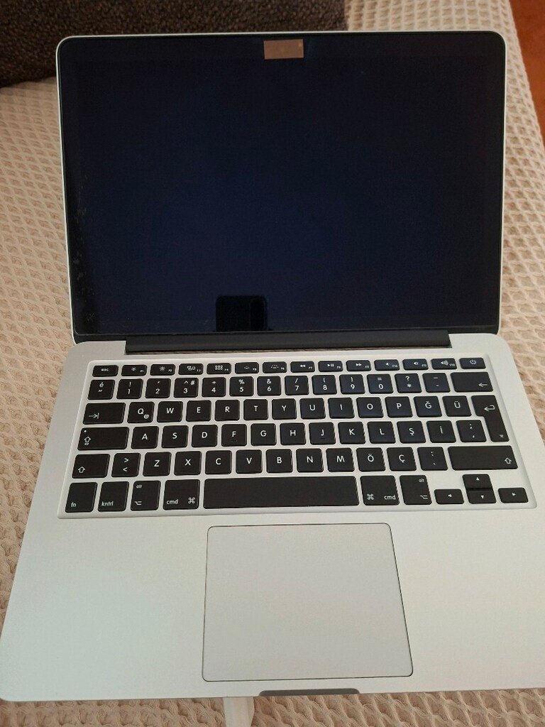 Macbook Pro 13 inç 2015 İ5 8GB RAM 120GB SSD - 11